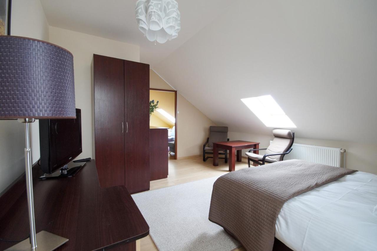 Koral Hotel Chłapowo Buitenkant foto