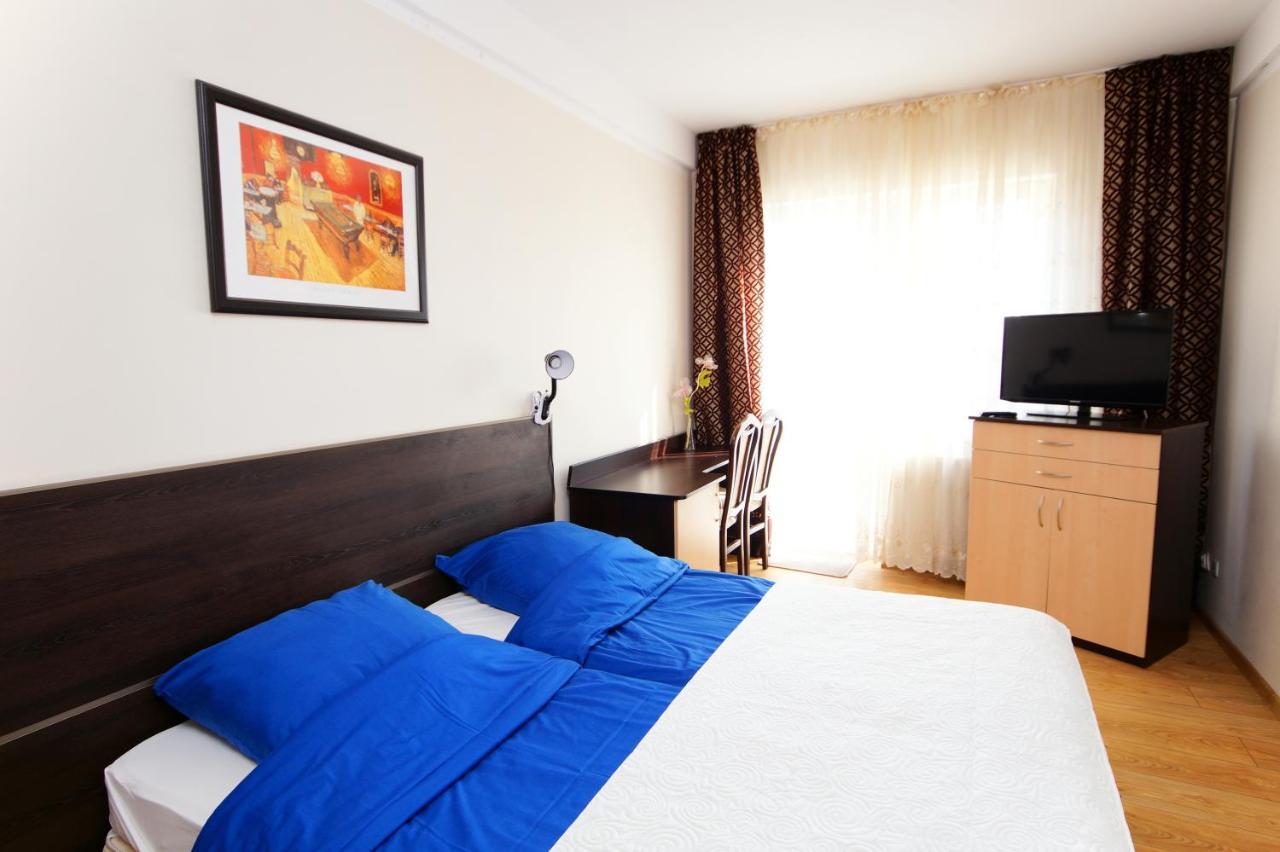 Koral Hotel Chłapowo Buitenkant foto