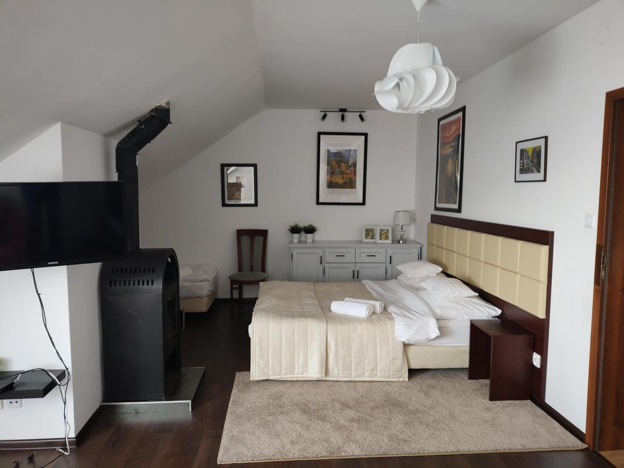 Koral Hotel Chłapowo Buitenkant foto