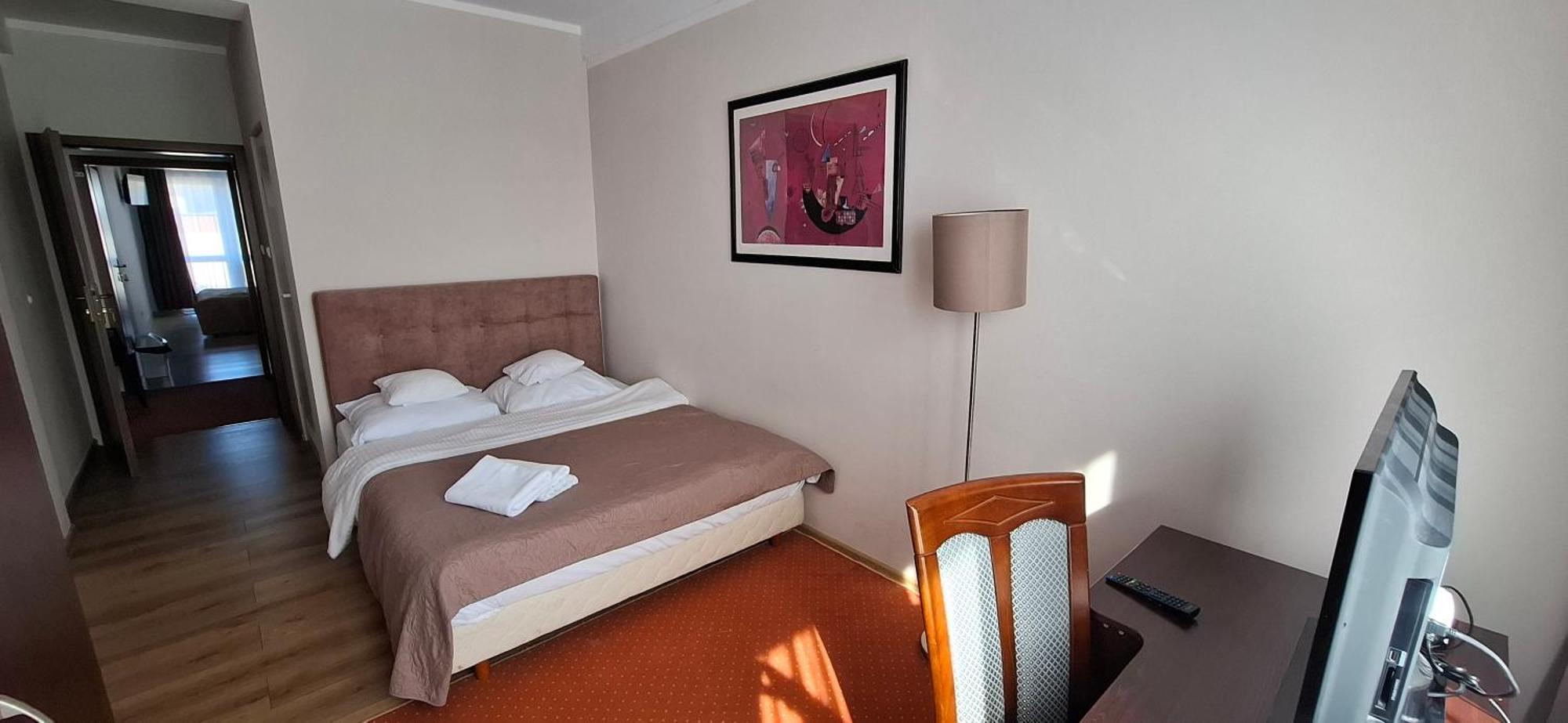 Koral Hotel Chłapowo Buitenkant foto