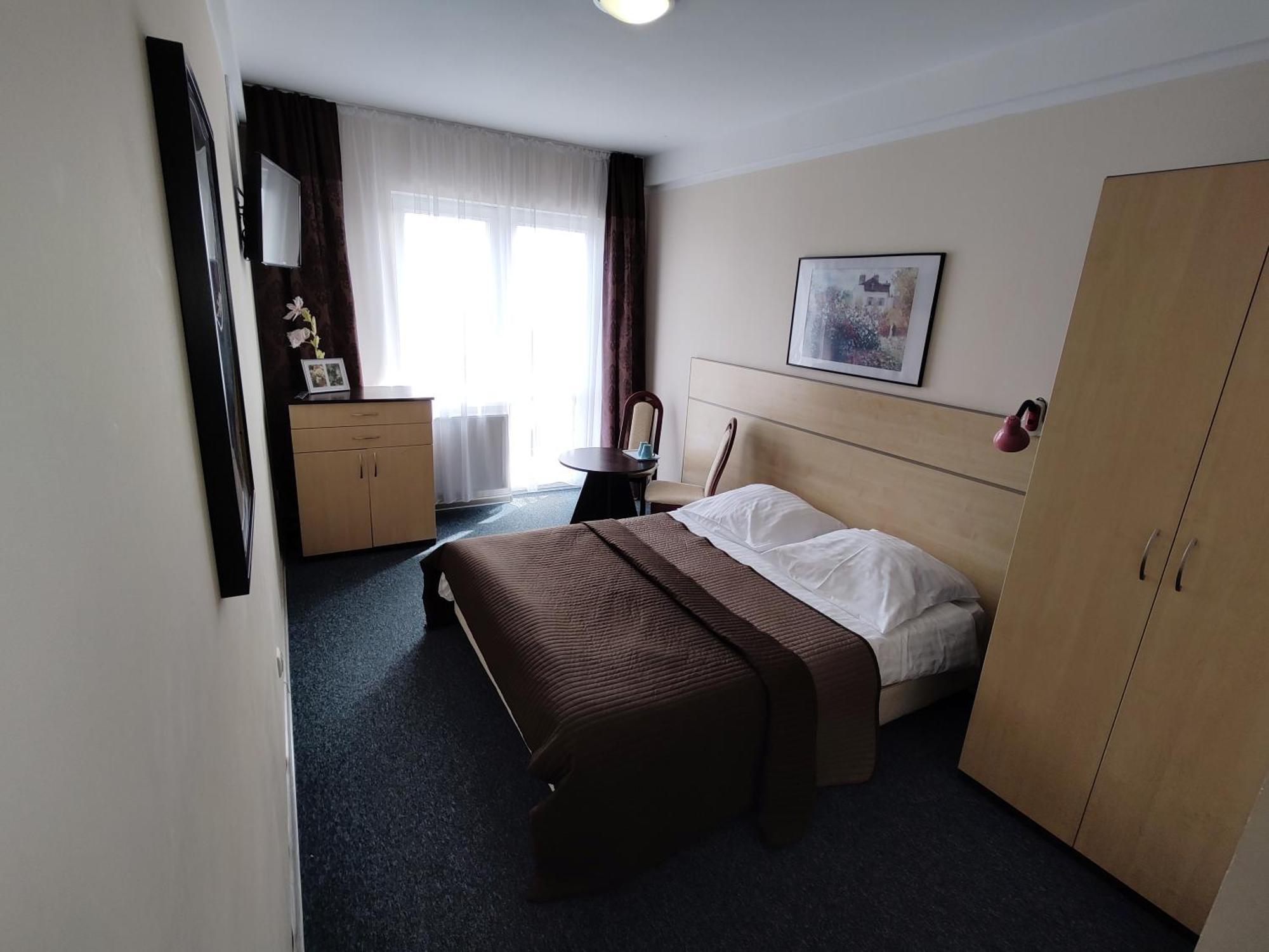 Koral Hotel Chłapowo Buitenkant foto